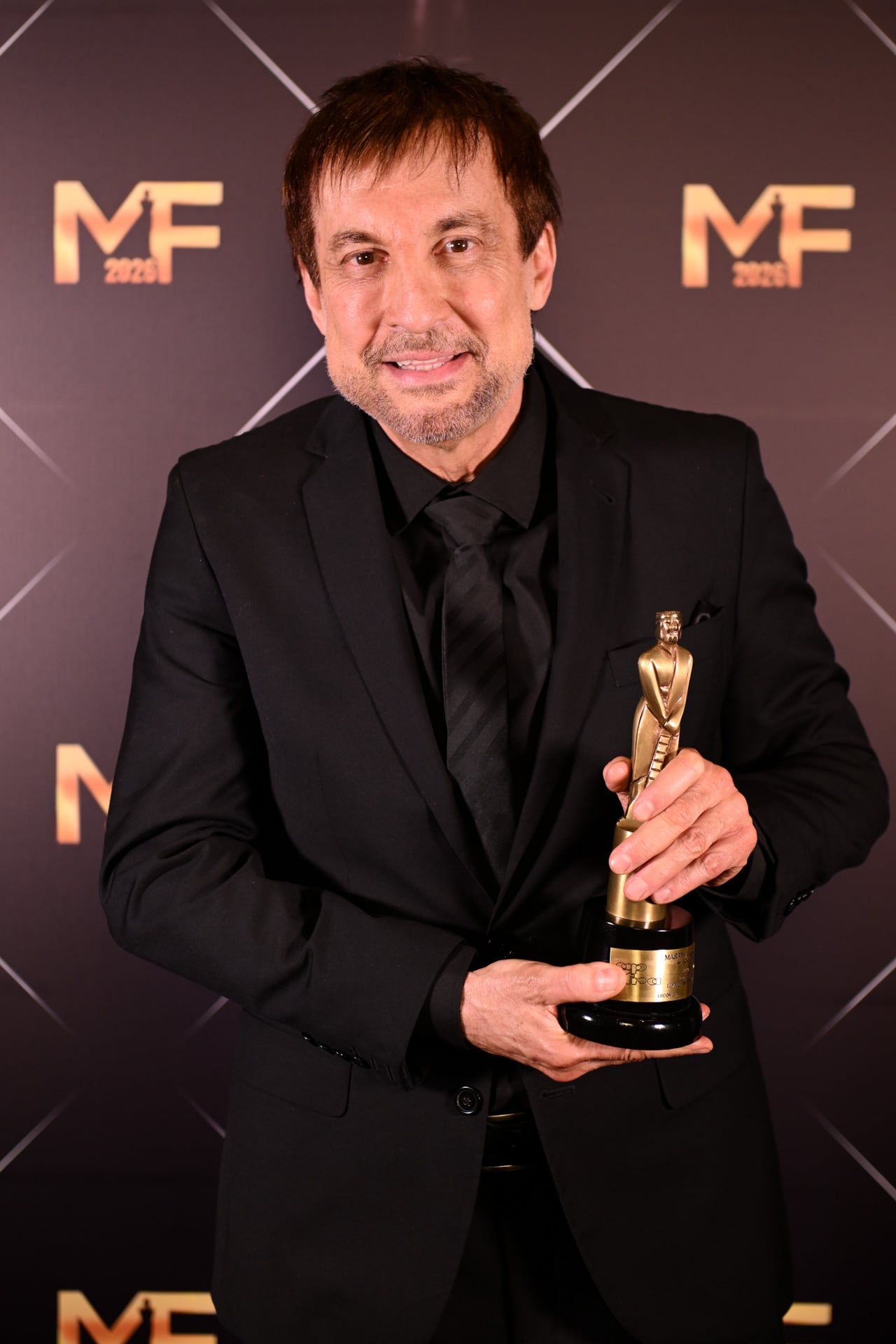Paulo Vilouta, ganador de la estatuilla por su labor en la conducción de Vilouta 910 (La Red)