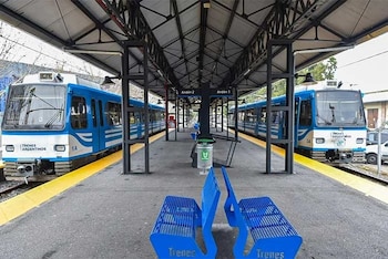 La interrupción del Tren de la Costa se extiende desde el lunes 13 de abril hasta el domingo 3 de mayo inclusive, afectando la movilidad local