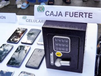 Autoridades incautaron armas, motos, celulares y droga durante los operativos contra ‘Los de la M - crédito Alcaldía de Barrancabermeja