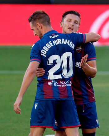 El centrocampista macedonio del Levante