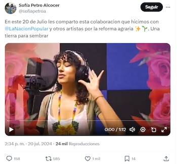 A través de esta composición