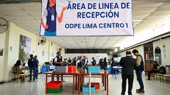 Elecciones 2026: Llegan las primeras actas del voto extranjero que serán claves para los resultados