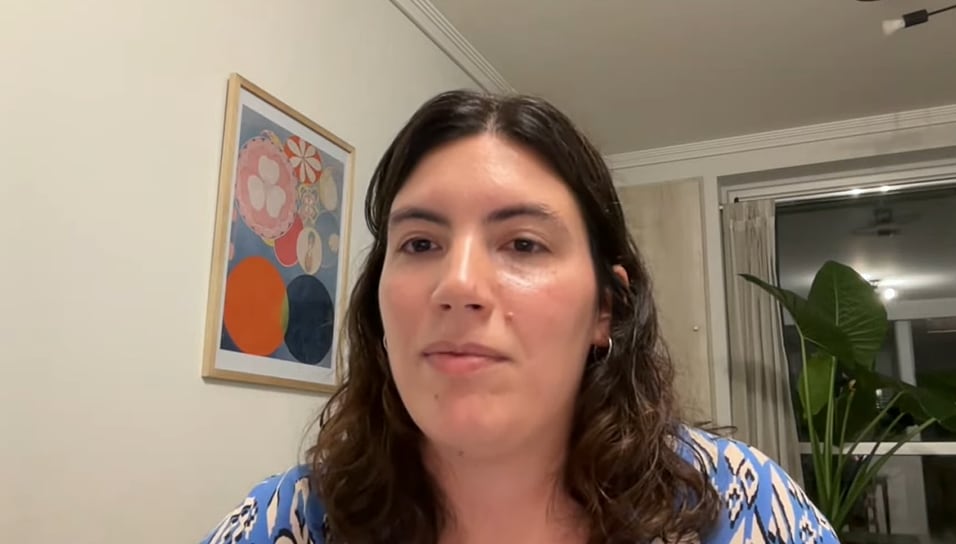 Entre más de 15 mil miembros globales, Delfina Arambillet expondrá en el Foro Económico Mundial las nuevas tendencias de consumo de noticias y las transformaciones que introducen los chatbots y la IA