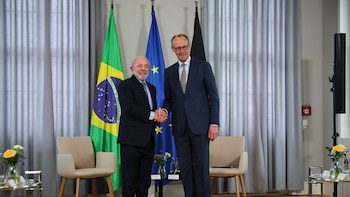 Lula viajó a Alemania y se reunió con el canciller Friedrich Merz: ambos destacaron la importancia del acuerdo UE-Mercosur