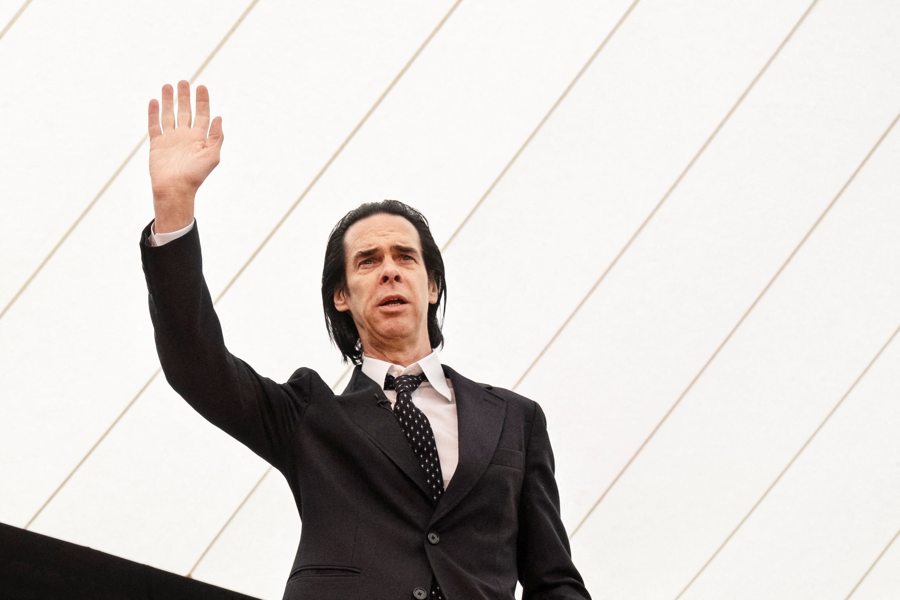 Nick Cave enfrenta la dificultad de mantener la compostura ante la intensidad emocional de sus conciertos (Ritzau Scanpix/REUTERS)