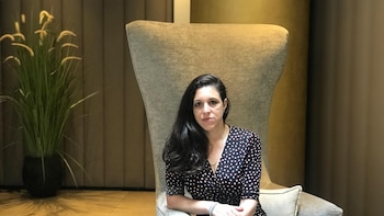 Más de 350 personalidades se solidarizan con Ariana Harwicz tras ser cancelada en el CULTUR ALH de Granada