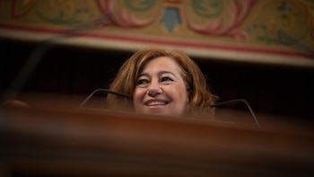 Armengol sigue "con preocupación" la