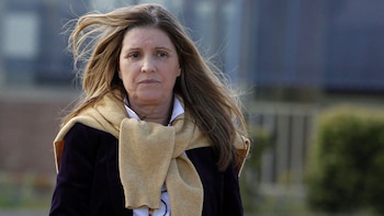 La mujer de Bárcenas asegura que vivía “absolutamente aterrorizada”: creía que la seguía la prensa, sin sospechar que se trataba de la ‘operación Kitchen’ de Interior