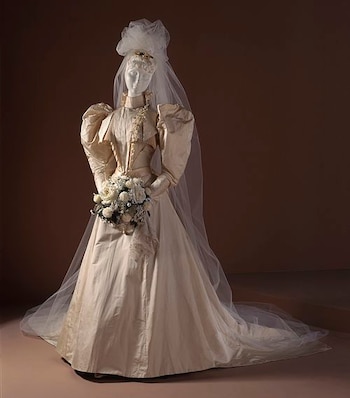 Vestido de novia de 1891
