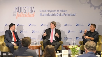 El sector vitivinícola destaca el impacto del enoturismo en la hostelería, la restauración y el empleo rural