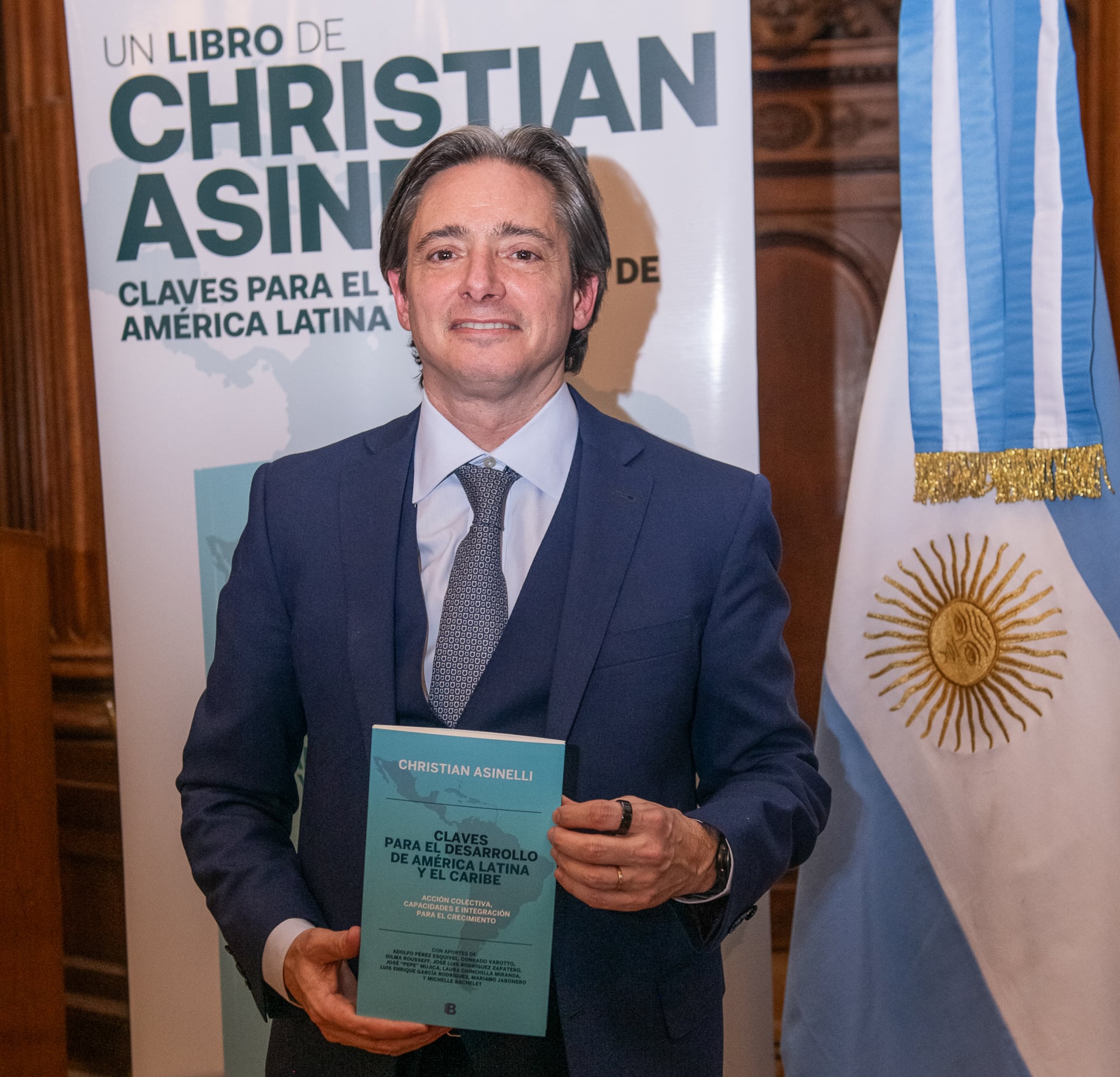 Christian Asinelli, con su libro