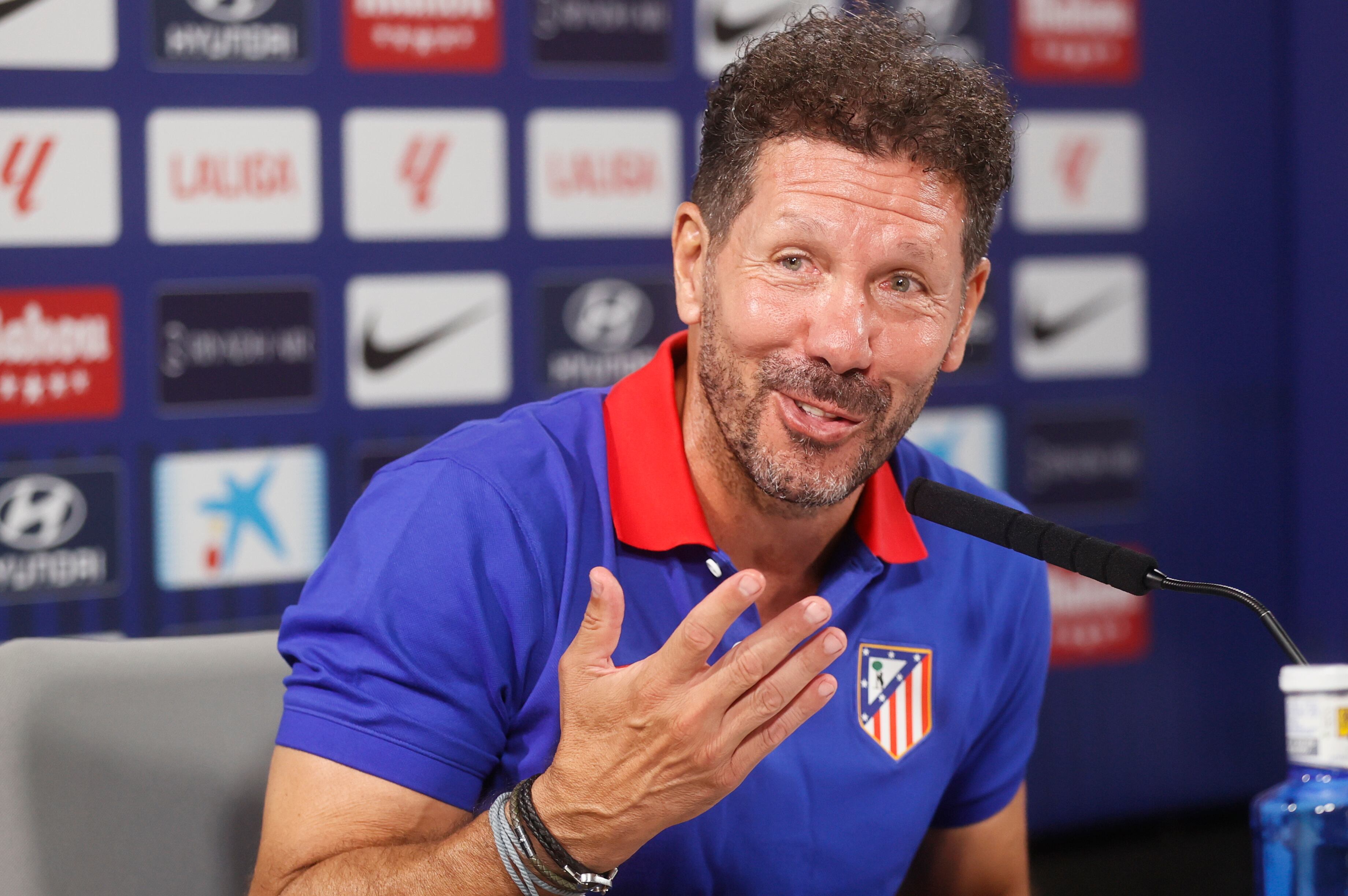 El Cholo elogió a Julián Álvarez (EFE/Fernando Alvarado)