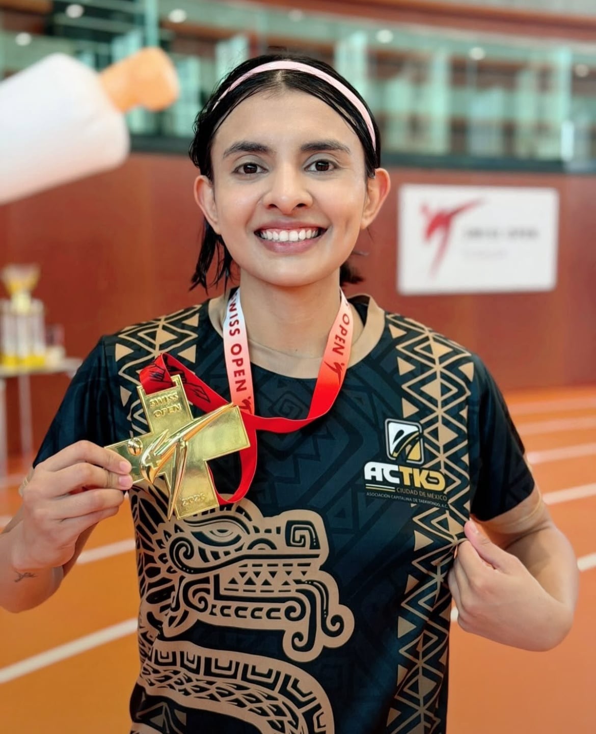Fabiola Villegas habla sobre la medalla de oro obtenida en sus redes sociales. (Olimpismo Mexicano)