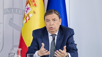 Gobierno estudia nuevas medidas para compensar la subida del gasóleo agrícola y pesquero por los conflictos