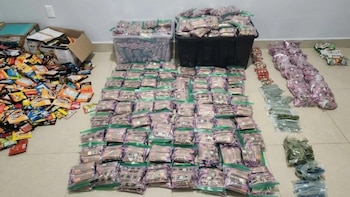 Fuerzas federales hallan tienda con golosinas de marihuana en Mazatlán, Sinaloa