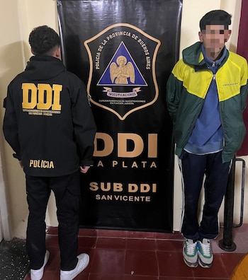 El detenido por los agentes