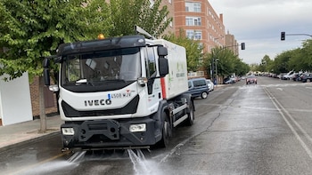 Un Ayuntamiento de PSOE y Podemos rebaja a FCC y Acciona una multa de 9,3 a 2,2 millones despues de que sus operarios se saltaran 726 jornadas de trabajo en el contrato de limpieza