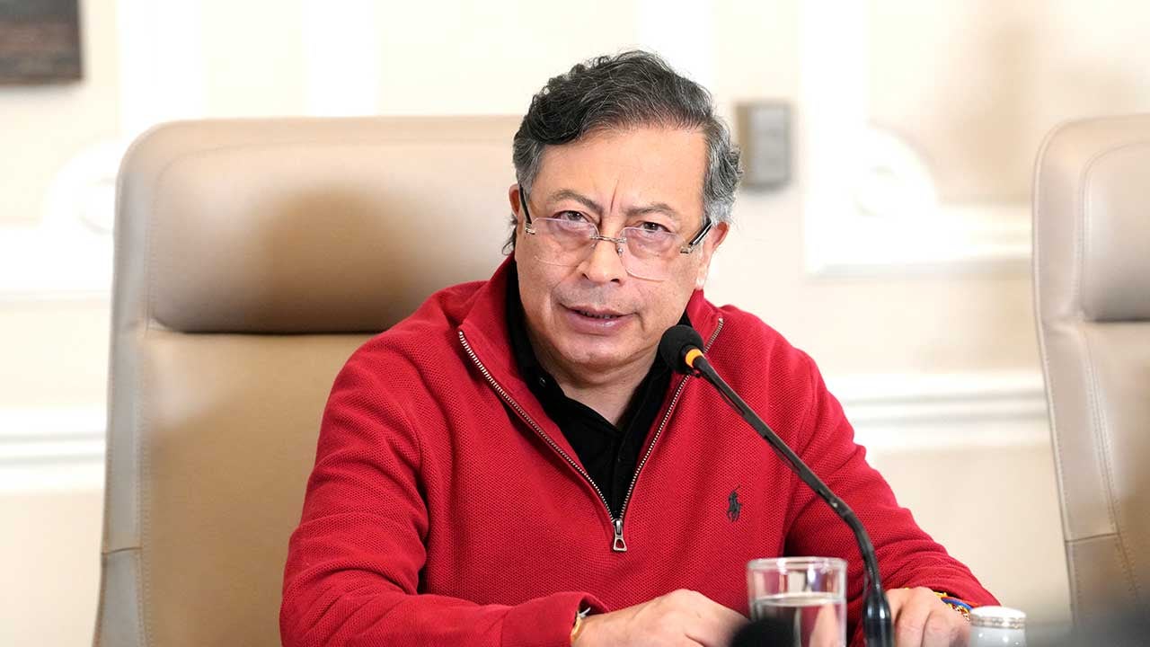 FOTO DE ARCHIVO: El presidente de Colombia, Gustavo Petro, anunció nuevas resoluciones de orden público y defendió la idea de incluir un capítulo social en la Constitución | crédito Andrea Puentes/Presidencia de la República