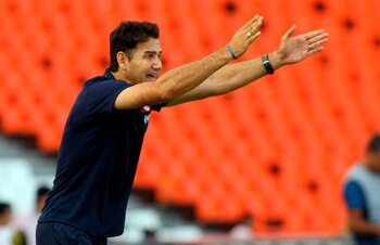 En la imagen, el t�cnico