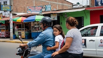 El Salvador: ¿Cuáles son las reglas para transportar menores en motocicleta?