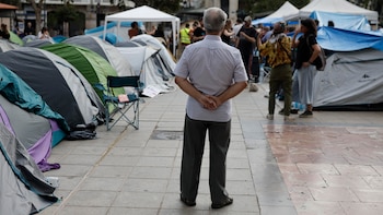 Las protestas por la vivienda se extienden por el país y cientos de personas en Valencia, Oviedo y Granada acampan en las calles: “Vamos a intentar parar los desahucios con presión popular”