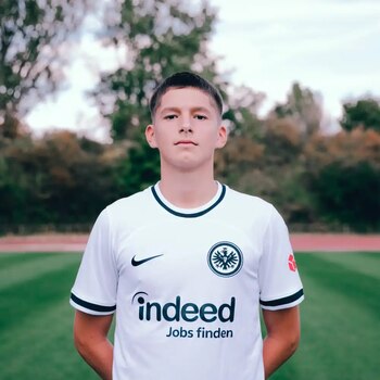 Philipp Eisele juega en Eintracht