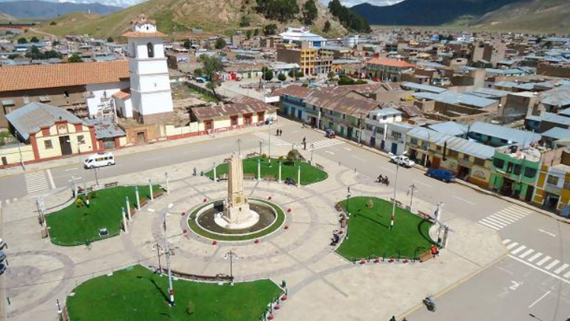 Los documentos del Jurado Nacional de Elecciones (JNE) sobre la Alcaldía Provincial de Cusco identifican 13 candidaturas con distintos planes de gobierno.(Municipalidad Provincial de Azángaro)