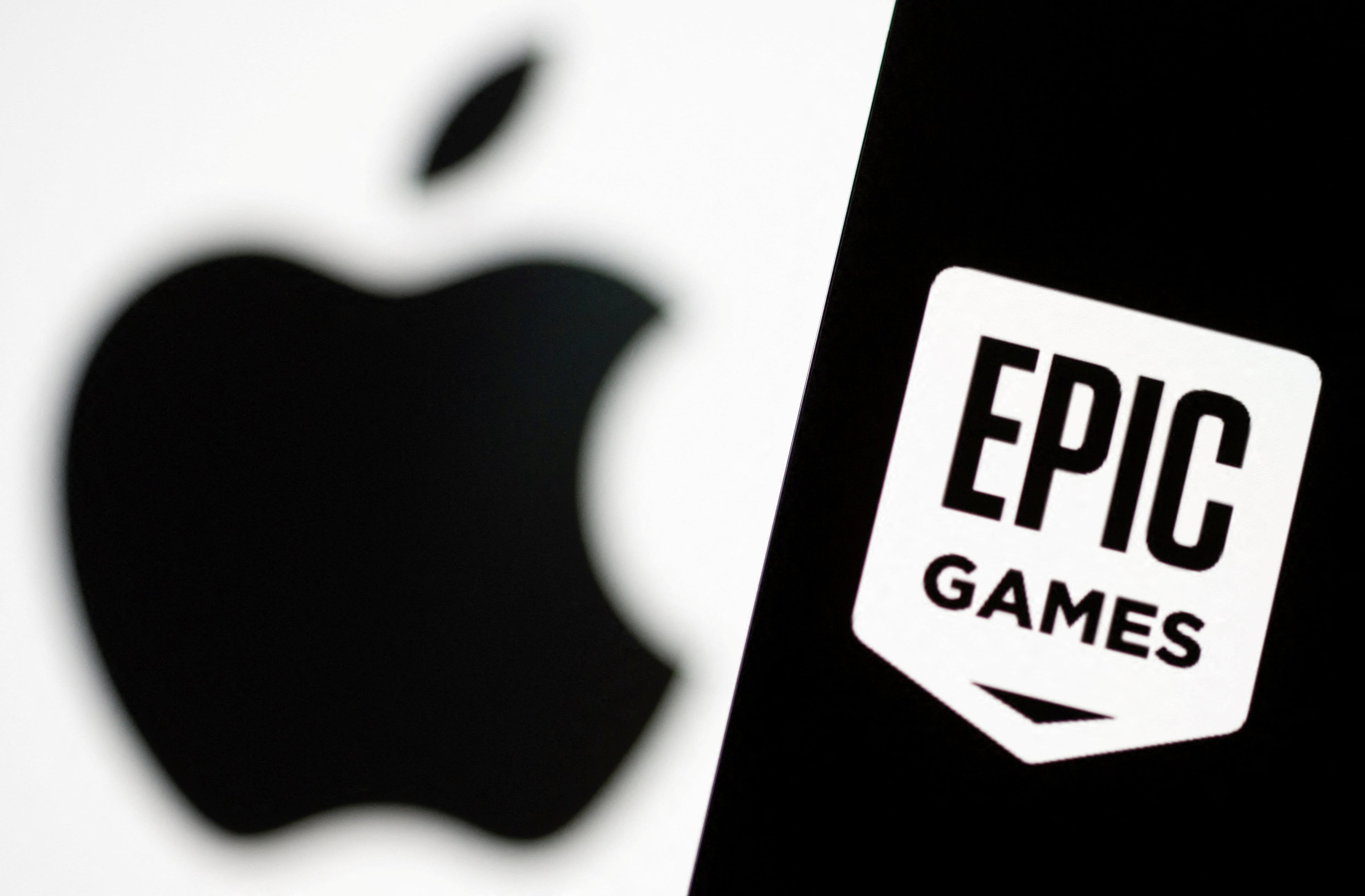 Phil Schiller participó en uno de los conflictos más importantes de Apple. REUTERS/Dado Ruvic/Illustration/File Photo