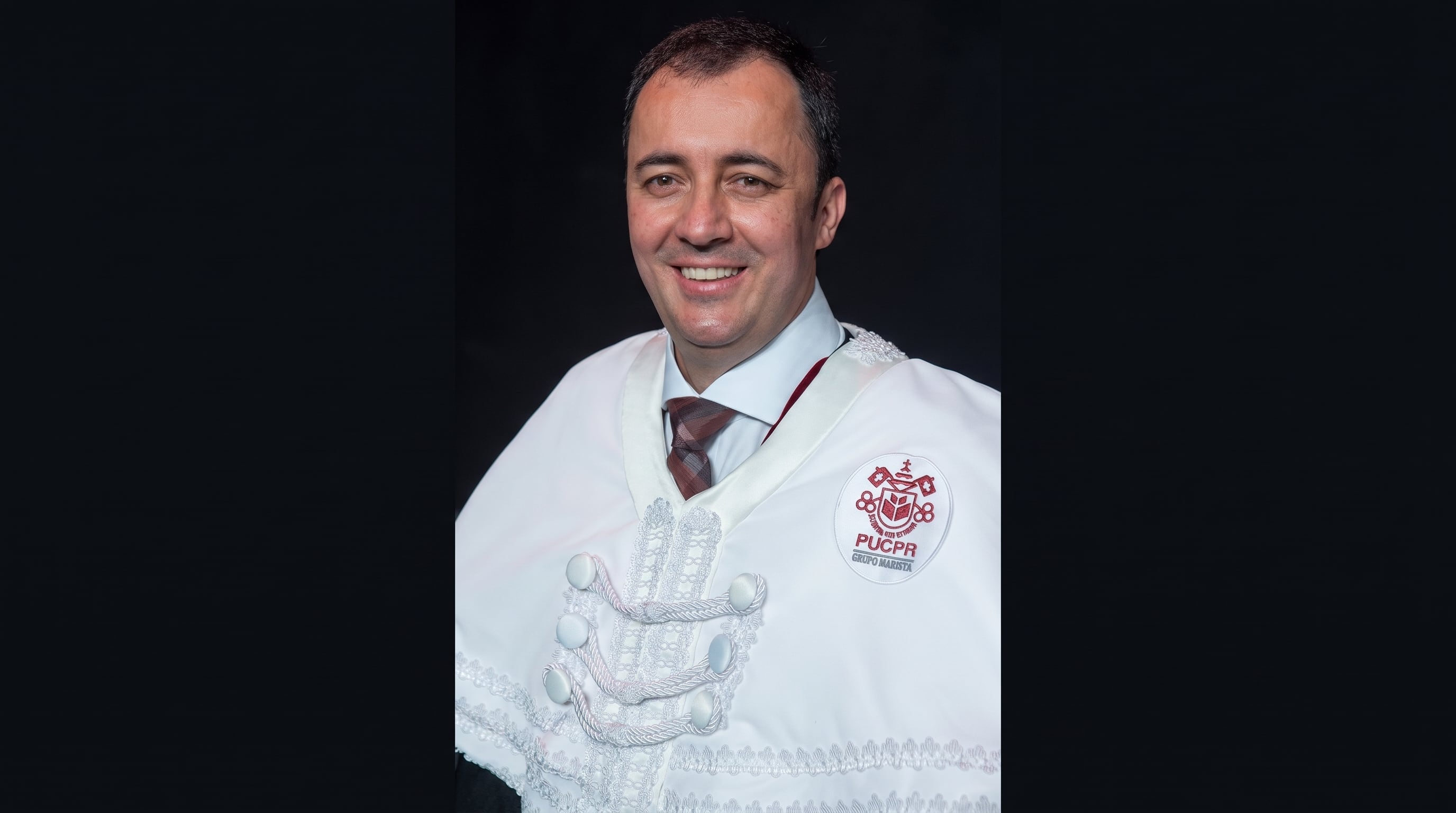 Rector brasileño murió en accidente durante visita a obra icónica en Estados Unidos