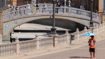 La ola de calor obliga a la Aemet a activar alertas por altas temperaturas en 11 comunidades autónomas: máximas de 40 grados en distintos puntos de España