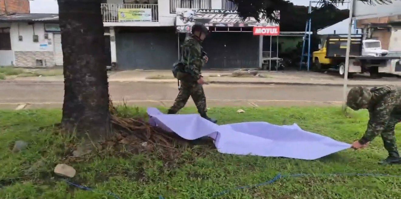 Ejército frustró acción terrorista en Cauca: dos cilindros iban a ser detonados en una vía principal