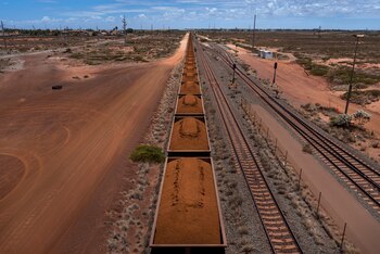Mineral de hierro camino de
