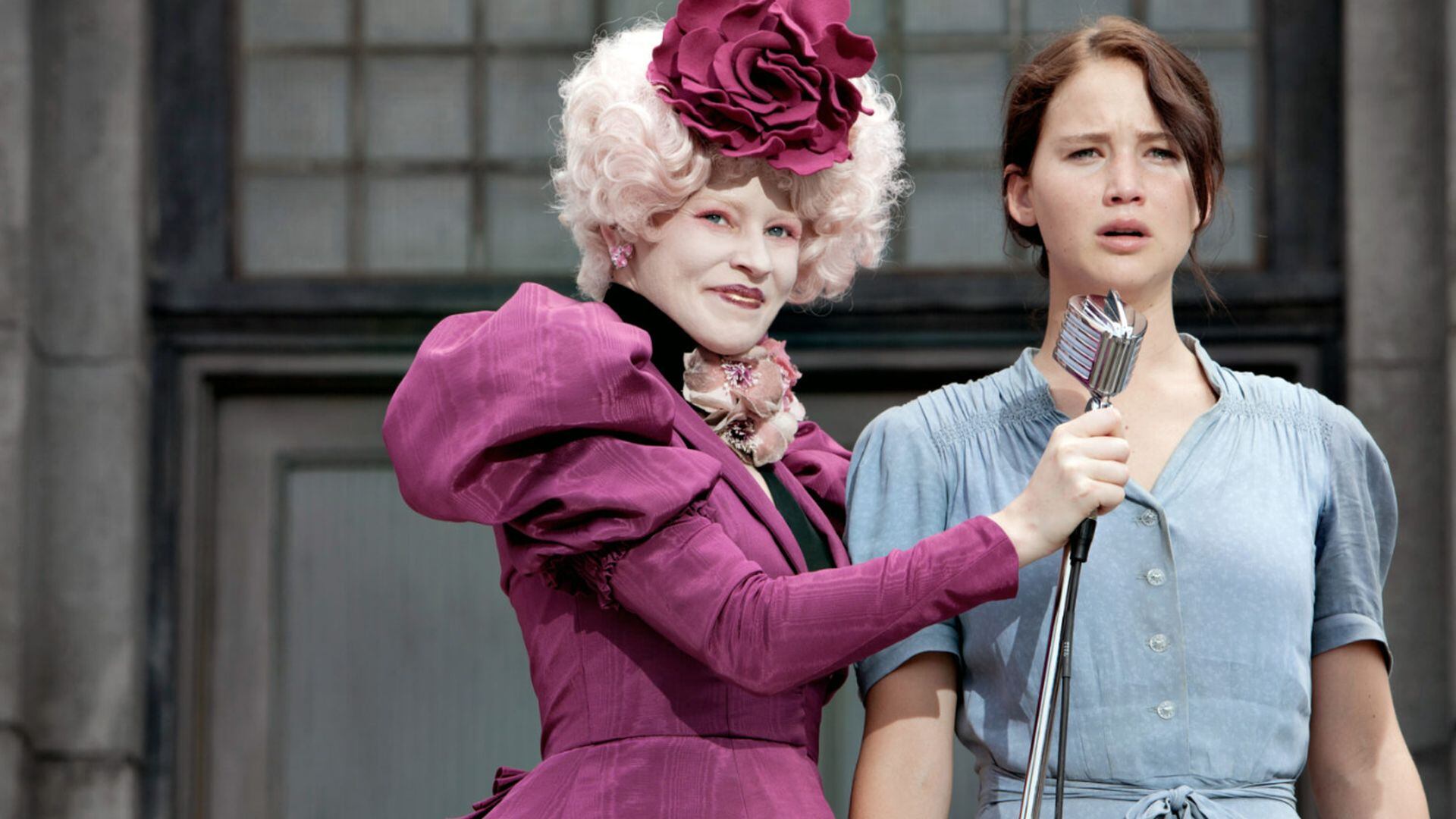 Residentes de diferentes distritos pelean a muerte para llevar comida a sus hogares. (X / @TheHunger Games)