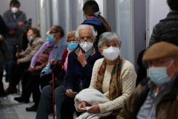Las semanas de cotización son importantes para la vida futura. (Foto: EFE)