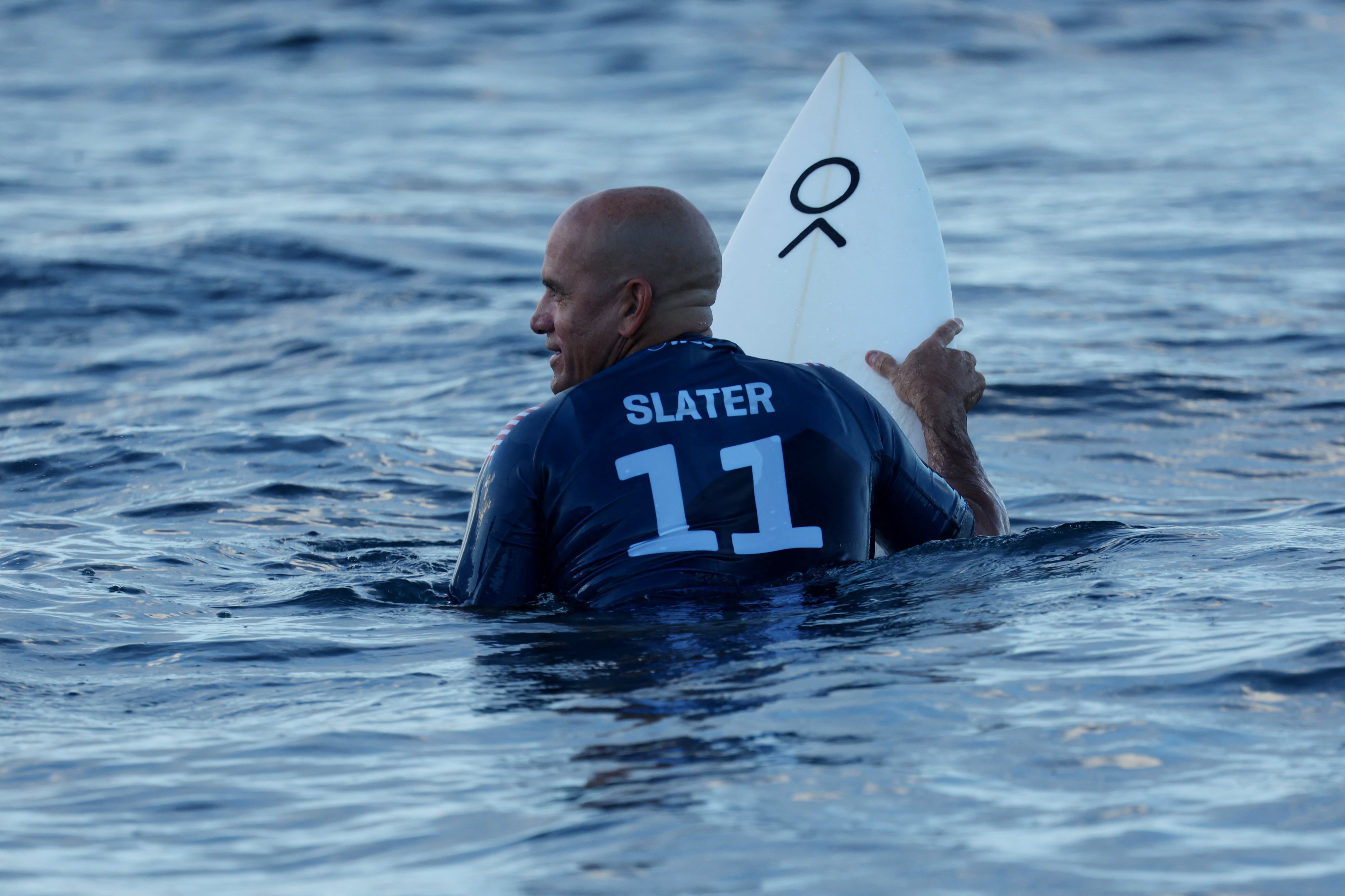 En 2017, Slater sufrió una fractura de los 5 metatarsianos de un pie, que requirió cirugía con placas y tornillos, y tardó aproximadamente un año y medio en recuperarse (REUTERS)