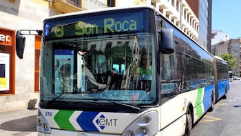 Un bus de la EMT de Palma sufre un accidente y deja ocho heridos leves