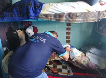 La requisa en la celda