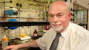 Su trabajo en UCLA y