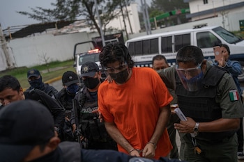 Marlos Botas, presunto feminicida de Montserrat Bendimes Roldán, llega a la audiencia en la Unidad de Atención Temprana en Veracruz. (CUARTOSCURO)
