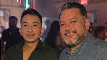 Un pastor metodista unido de San Antonio presenta en TikTok a su esposo hondureño