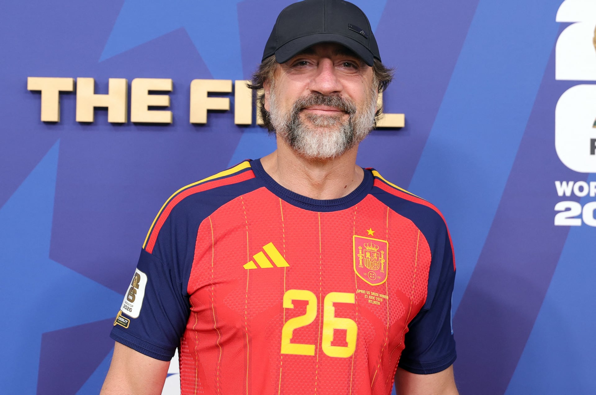 Javier Bardem responde a las críticas por relacionar el apoyo a España en la final del Mundial con Milei e Israel: “Nunca diría si Argentina es un país xenófobo o racista o no sé qué leches”
