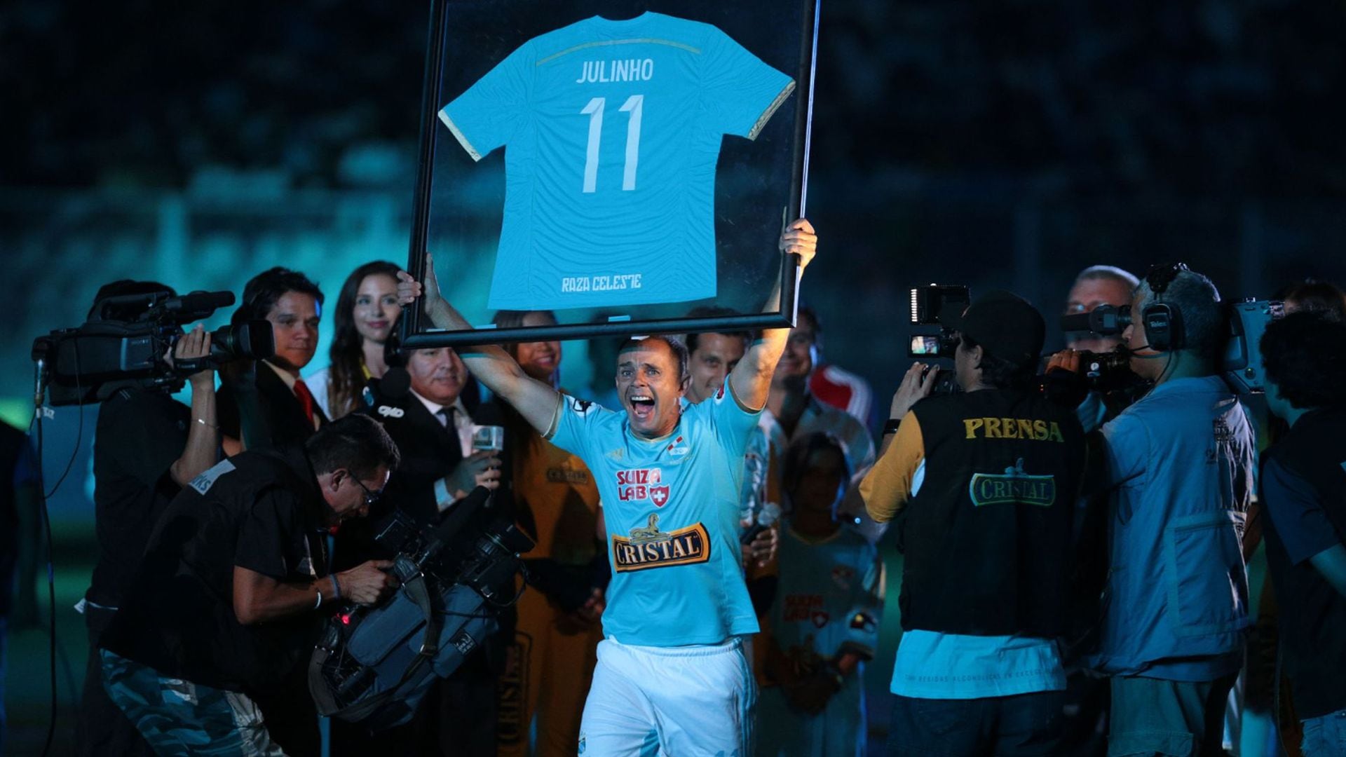 Julinho marcó una época en Cristal. - Crédito: Andina