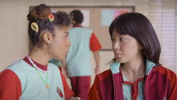 A través del armario cuenta