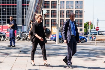 La asesora de Begoña Gómez en Moncloa, Cristina Álvarez a su llegada a los Juzgados de Plaza de Castilla. (Matias Chiofalo / Europa Press)
