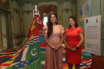 AMSTERDAM RAINBOW DRESS + FLORENCIA DE LA V