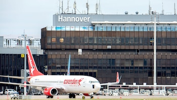Alerta en Alemania: un dron sobrevoló el aeropuerto de Hannover y provocó una suspensión temporal de los vuelos