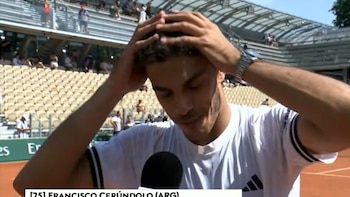 La reacción de Francisco Cerúndolo al enterarse en vivo del batacazo de su hermano ante Sinner en Roland Garros: “¿En serio?”