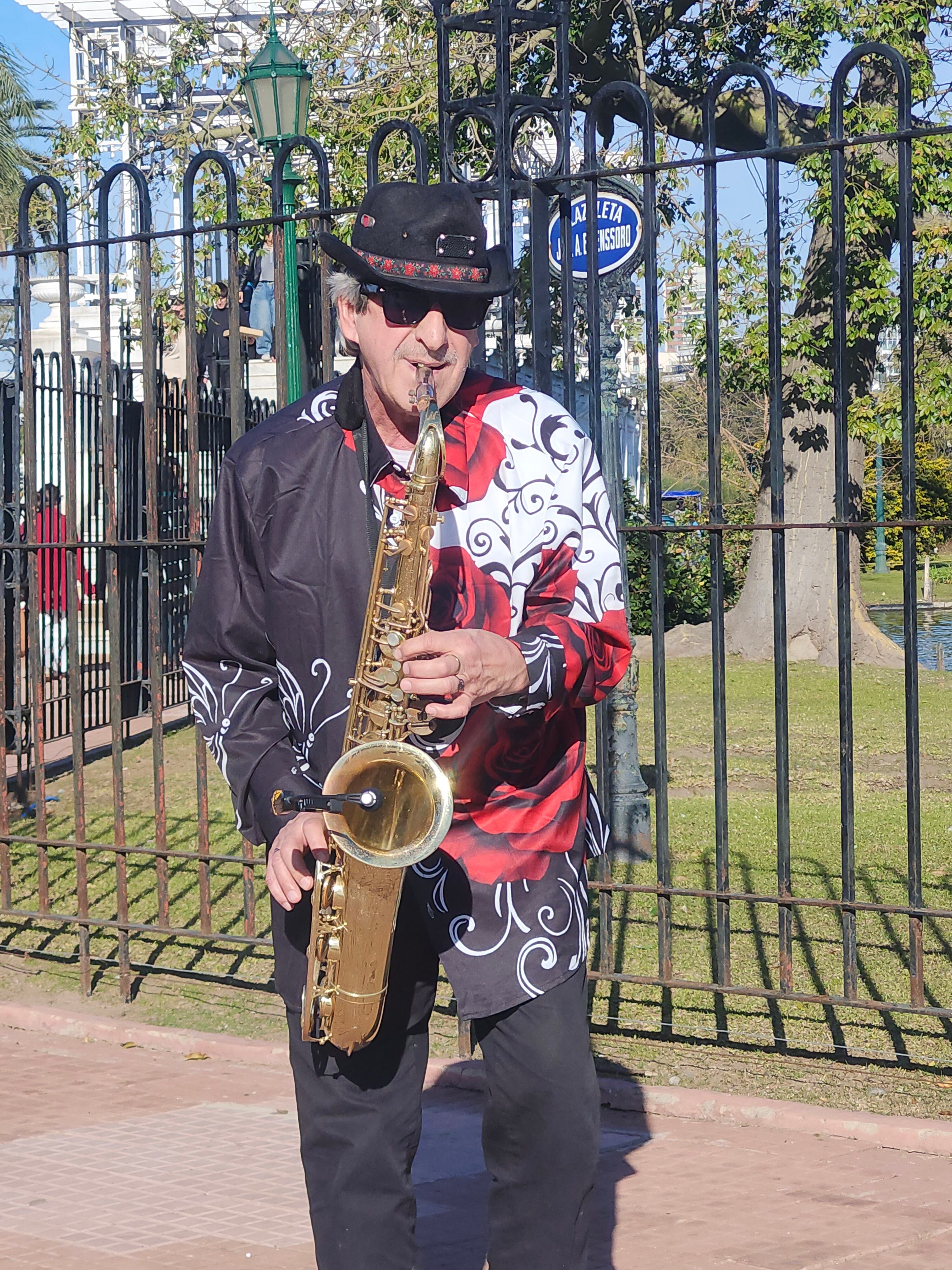 El saxofonista trabajó toda su vida como chofer de ambulancia