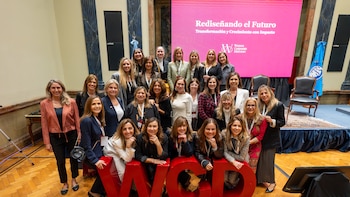 Más de 150 líderes de