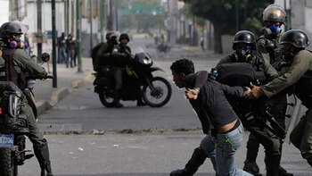 Las fuerzas de la dictadura